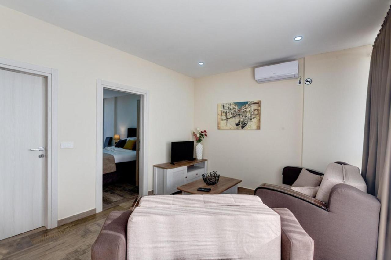 Hotel Zan Ulcinj Exteriér fotografie
