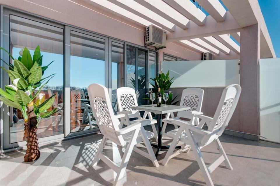 Hotel Zan Ulcinj Exteriér fotografie